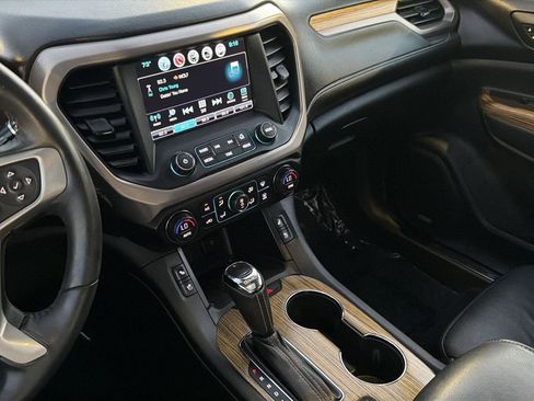 Used 2017 GMC Acadia Denali w/ Technology Package AWD/4WD image 14