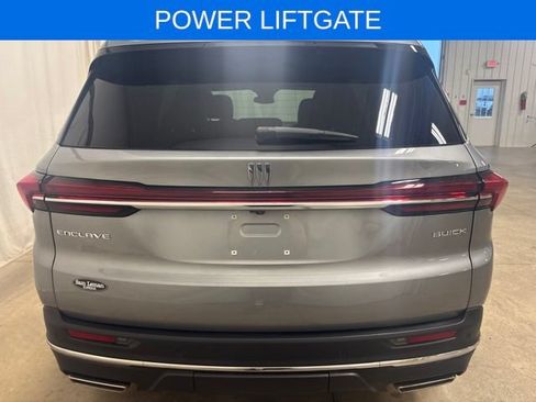 Used 2026 Buick Enclave Preferred FWD image 5