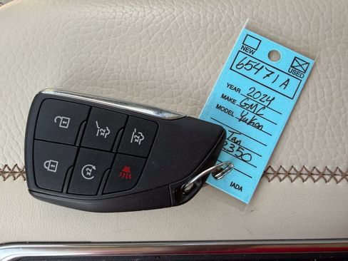 Used 2024 GMC Yukon Denali w/ Max Trailering Package AWD/4WD image 33