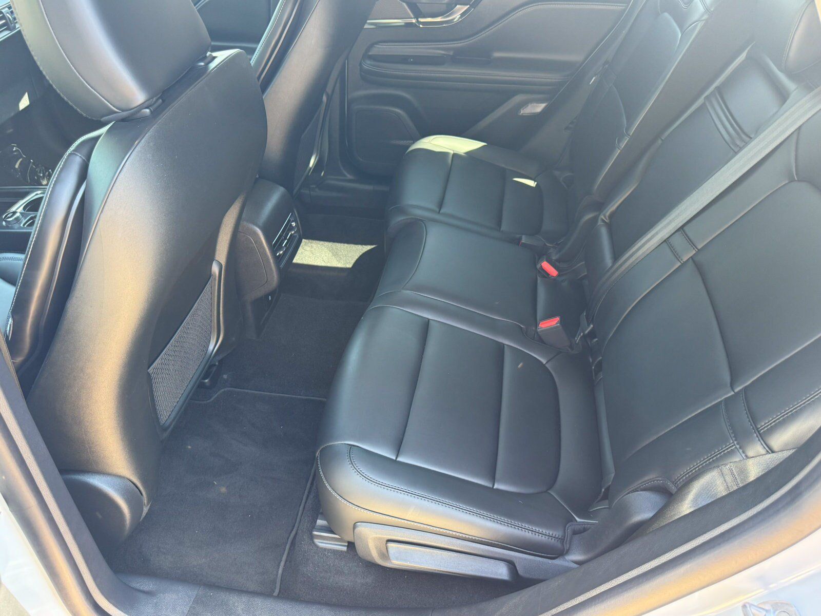Used 2025 Lincoln Corsair FWD image 21