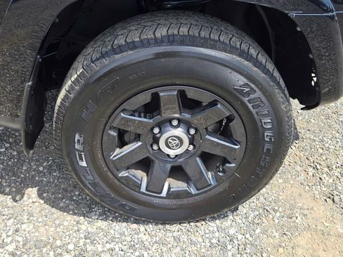 Certified 2021 Toyota 4Runner Trail Special Edition AWD/4WD image 11