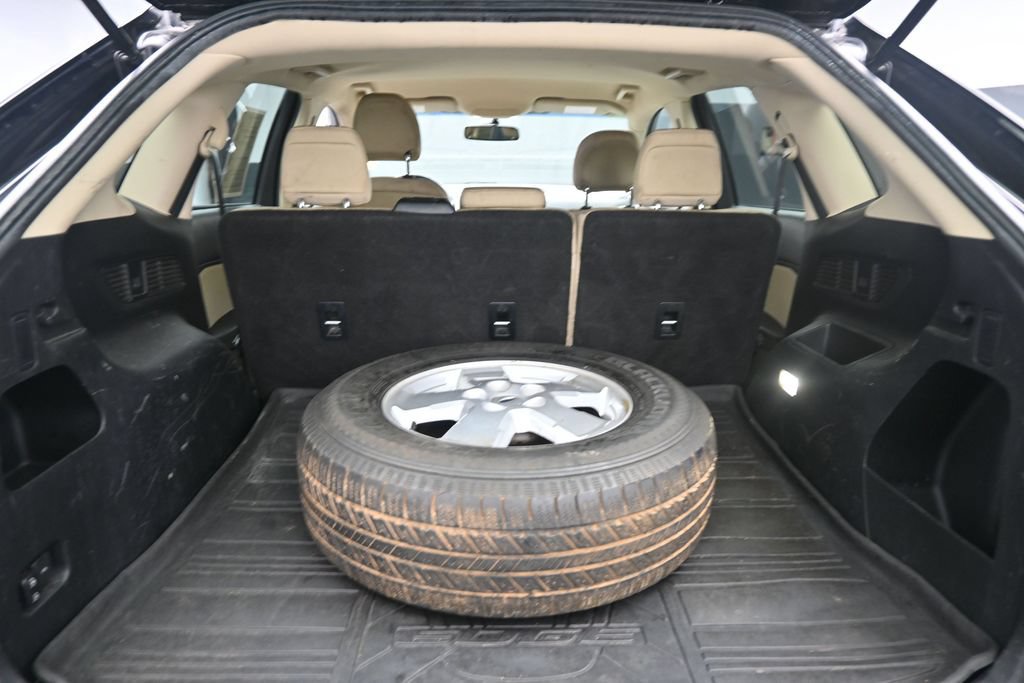 Used 2017 Ford Edge SEL w/ Cargo Accessory Package FWD image 24