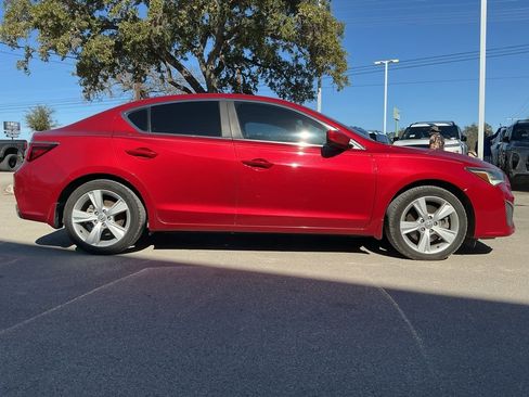 Used 2019 Acura ILX Premium Package image 4