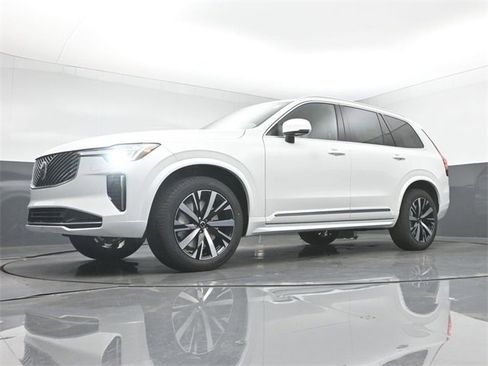 New 2026 Volvo XC90 B6 Core image 39