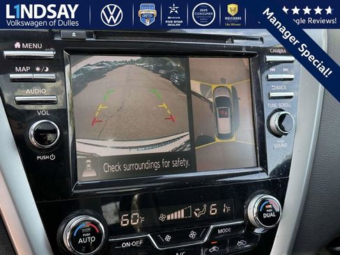 Used 2021 Nissan Murano SL w/ SL Moonroof Package image 16