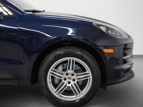 Used 2020 Porsche Macan image 14
