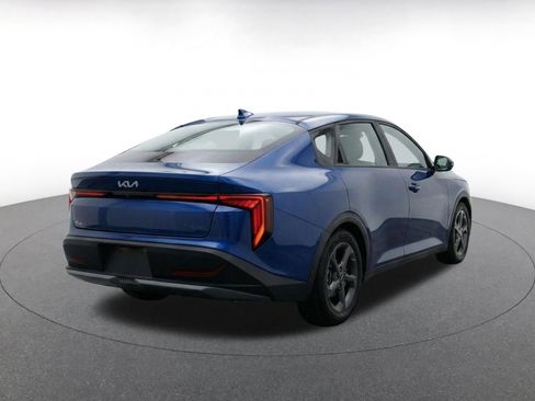 Used 2025 Kia K4 FWD image 11