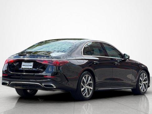 Used 2026 Mercedes-Benz E 350 4MATIC Sedan image 5