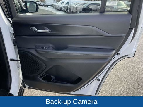 Certified 2024 Jeep Grand Cherokee L Laredo image 19