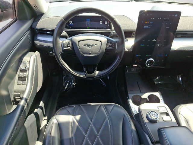 Used 2022 Ford Mustang Mach-E Select AWD/4WD image 11