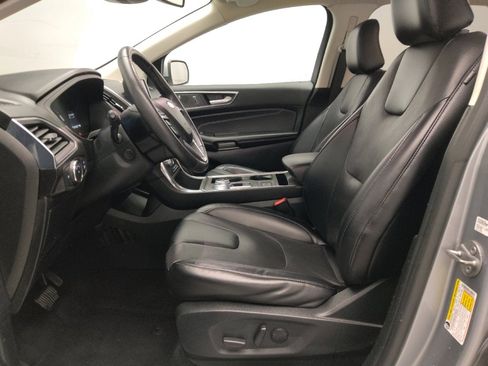 Used 2022 Ford Edge Titanium w/ Equipment Group 301A image 17