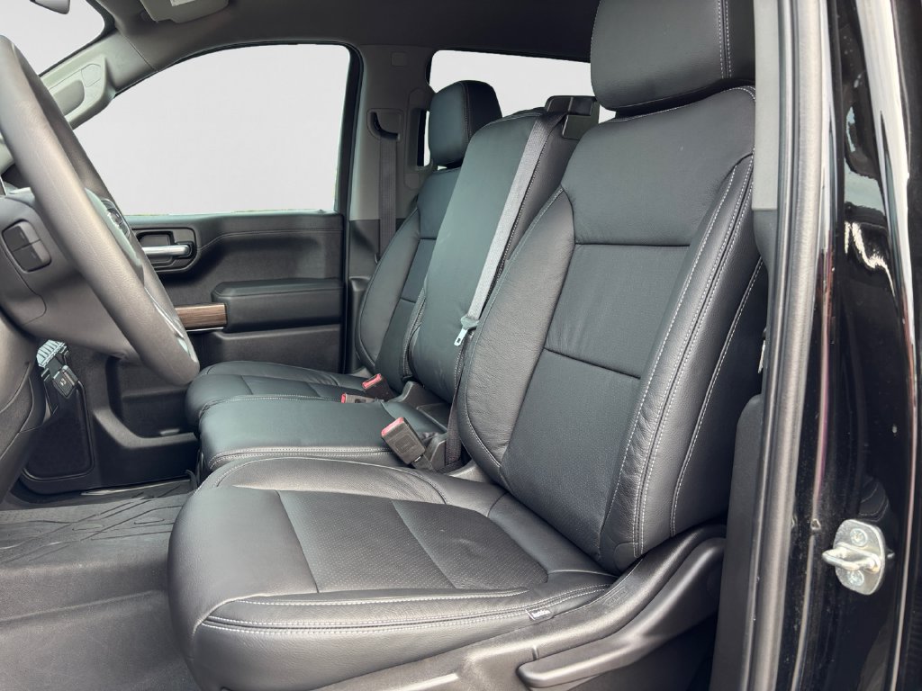 Used 2020 Chevrolet Silverado 1500 RST w/ RST Value Package RWD image 34