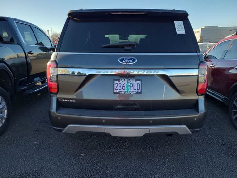 Used 2018 Ford Expedition Limited w/ Equipment Group 301A image 4