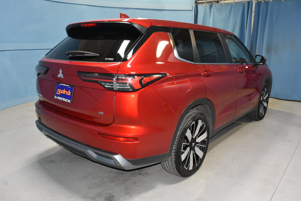 Used 2025 Mitsubishi Outlander SE AWD/4WD image 26