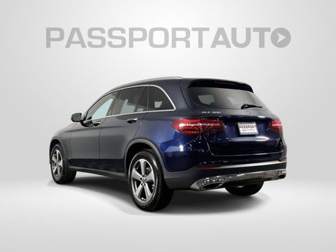 Used 2018 Mercedes-Benz GLC 300 4MATIC image 4