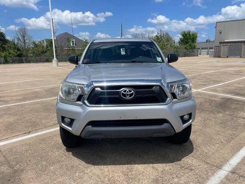 Used 2013 Toyota Tacoma PreRunner w/ SR5 Pkg RWD image 2