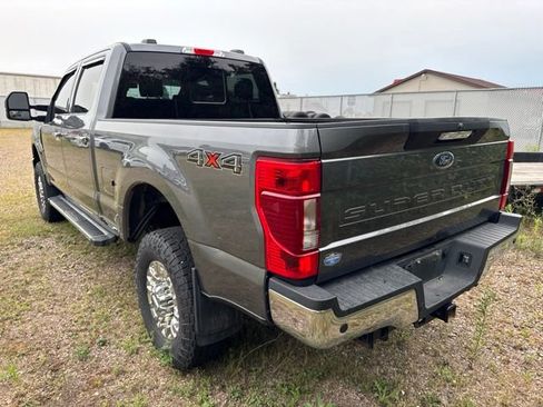 Certified 2022 Ford F250 Lariat w/ Chrome Package AWD/4WD image 8