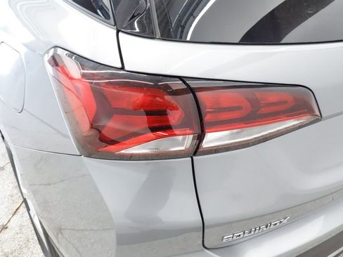 Used 2024 Chevrolet Equinox LT AWD/4WD image 17