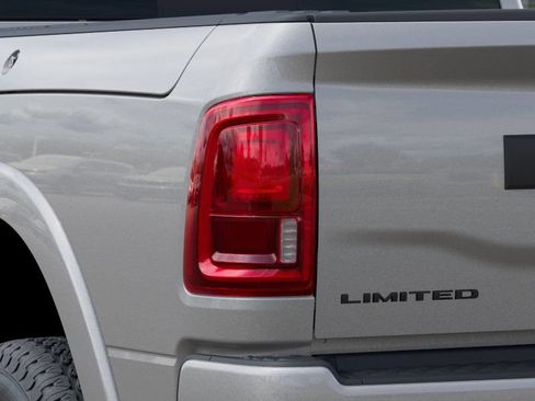 New 2026 RAM 2500 Limited AWD/4WD image 10