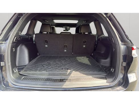 Used 2024 Jeep Grand Cherokee Limited w/ Luxury Tech Group II AWD/4WD image 18