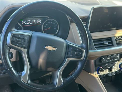 Used 2021 Chevrolet Tahoe Premier w/ Premium Package image 8