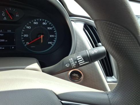 Used 2025 Chevrolet Malibu LT FWD image 20