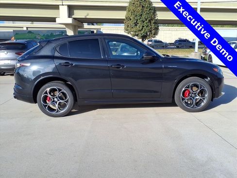 New 2025 Alfa Romeo Stelvio Sprint w/ Veloce Package image 5