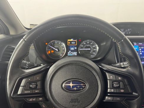 Used 2022 Subaru Crosstrek 2.5i Sport w/ Moonroof Package AWD/4WD image 17