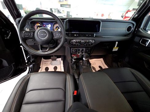 New 2025 Jeep Wrangler Unlimited Rubicon 392 image 12