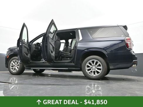 Used 2023 Chevrolet Suburban Premier image 53