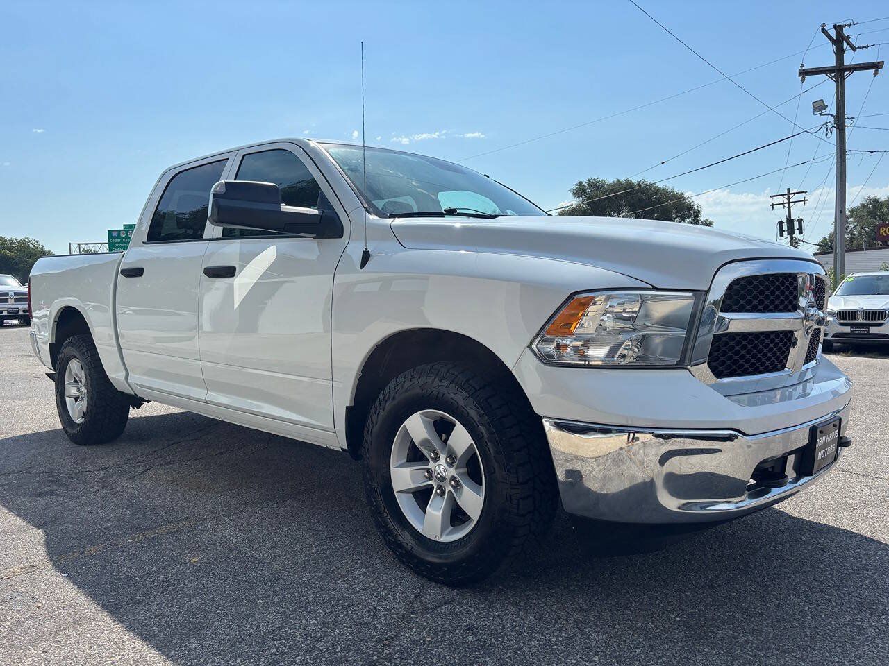 Used 2022 RAM 1500 Tradesman w/ Chrome Appearance Group AWD/4WD image 4