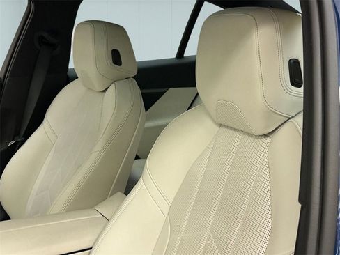 Used 2024 BMW 530i xDrive w/ Premium Package image 41