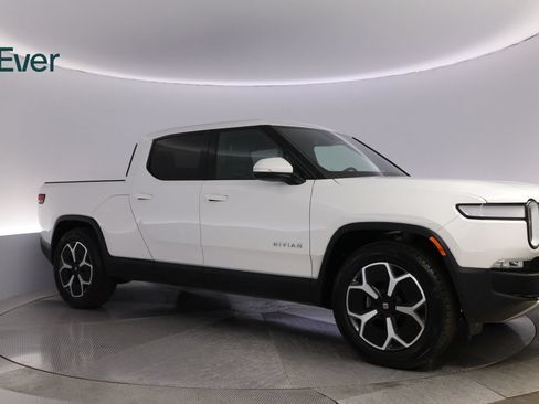 Used 2023 Rivian R1T Adventure Dual AWD/4WD image 14