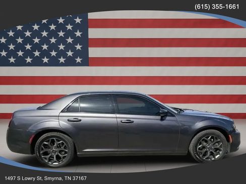 Used 2018 Chrysler 300 S w/ 300S Premium Group AWD/4WD image 3