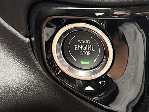 New 2026 GMC Sierra 1500 Elevation image 17