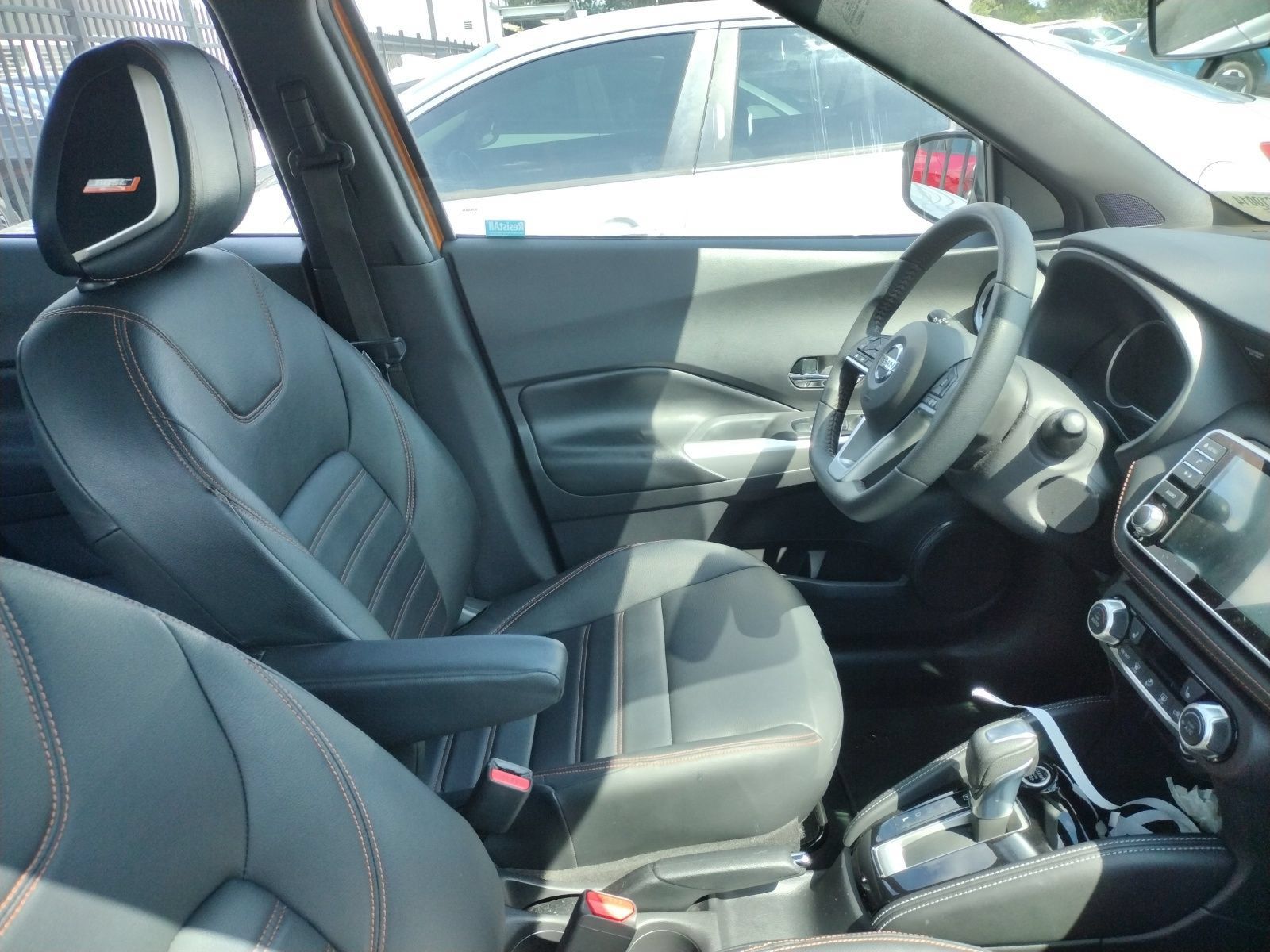 Used 2019 Nissan Kicks SR w/ SR Premium Package FWD image 4