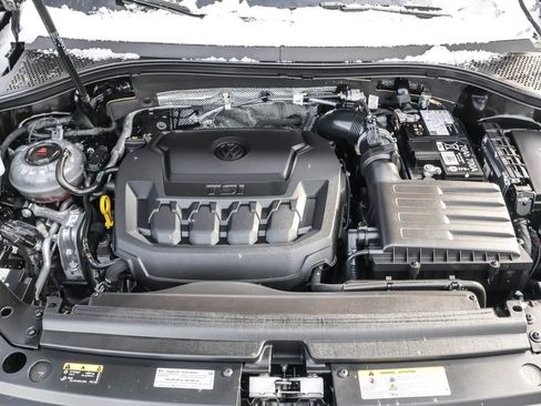 Certified 2024 Volkswagen Tiguan SE image 39