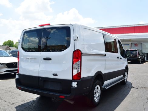Used 2024 Ford Transit 350 XLT image 7