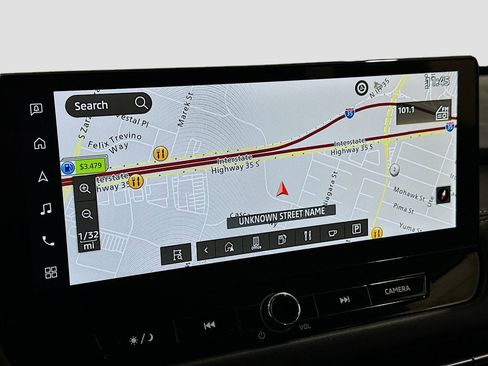 Used 2025 Mitsubishi Outlander SE image 13