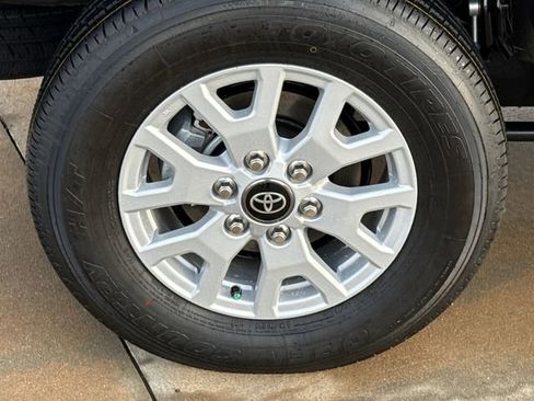 New 2026 Toyota Tacoma SR5 image 11