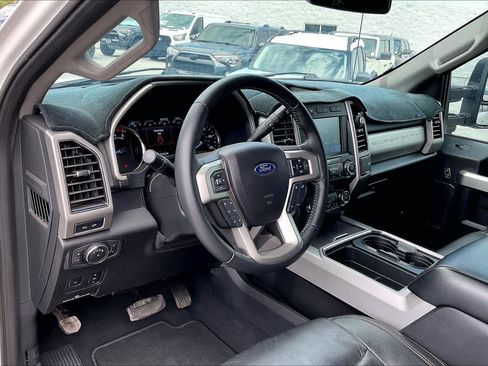 Certified 2021 Ford F250 Lariat AWD/4WD image 2