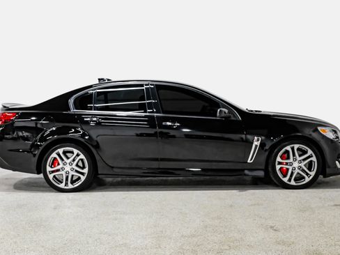 Used 2017 Chevrolet SS image 5