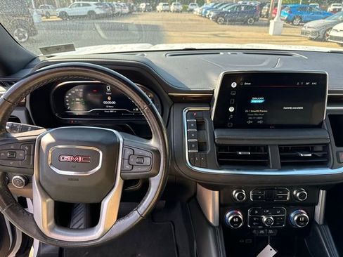 Used 2022 GMC Yukon XL SLE AWD/4WD image 12