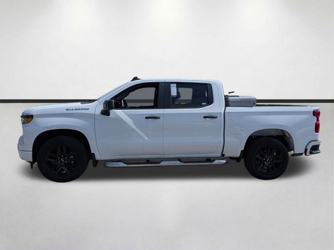 Used 2022 Chevrolet Silverado 1500 Custom RWD image 7