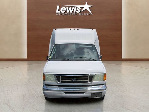 Used 2003 Ford E-450 and Econoline 450 image 8