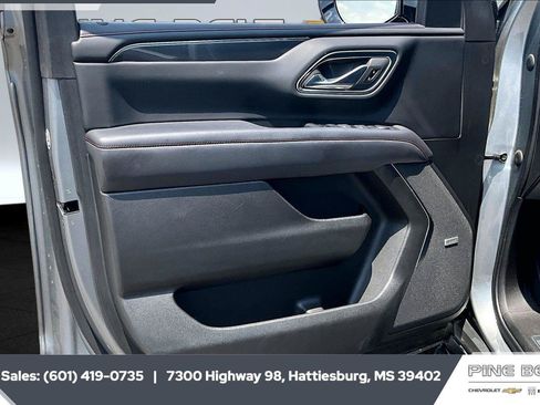 Used 2023 Chevrolet Tahoe RST w/ Luxury Package AWD/4WD image 17