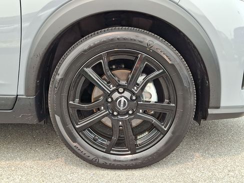 Certified 2023 Nissan Kicks SR w/ SR Premium Package FWD image 9