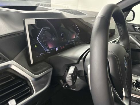 New 2026 BMW X5 xDrive50e w/ Executive Package image 15