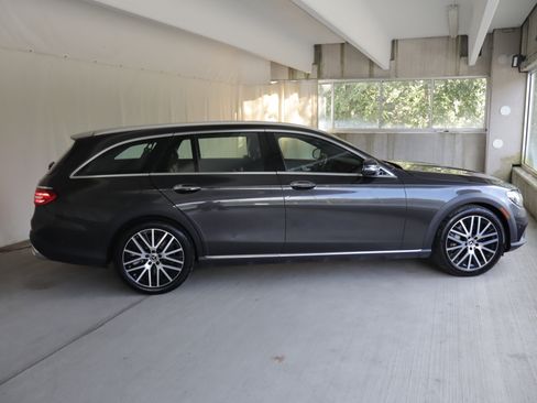 Used 2023 Mercedes-Benz E 450 4MATIC All-Terrain Wagon image 6