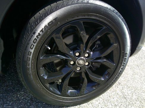 Used 2018 Land Rover Discovery Sport HSE image 36
